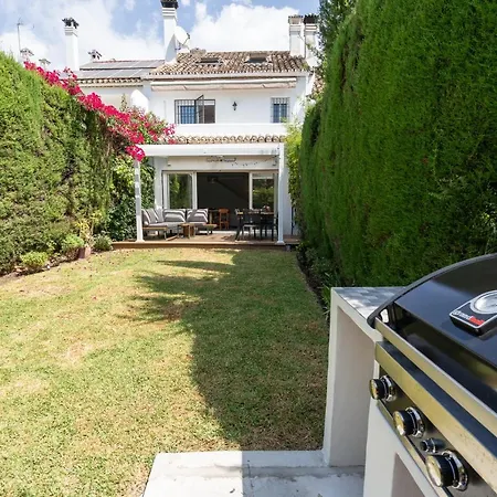 Luxury Townhouse Capricho Golden Mile Ferienhaus *
